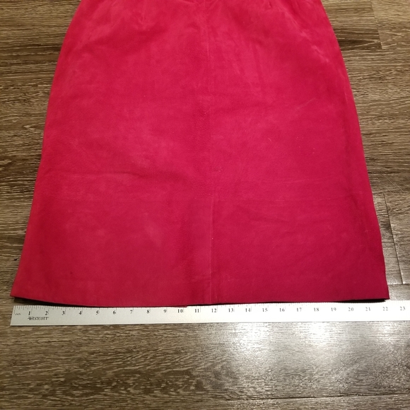 Vintage 70s Fuschia Suede Pencil Skirt Size Large - Picture 8 of 12